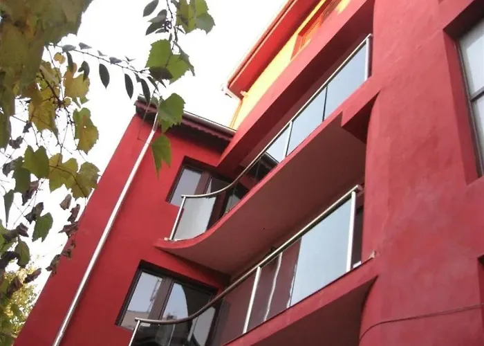 Level Hostel