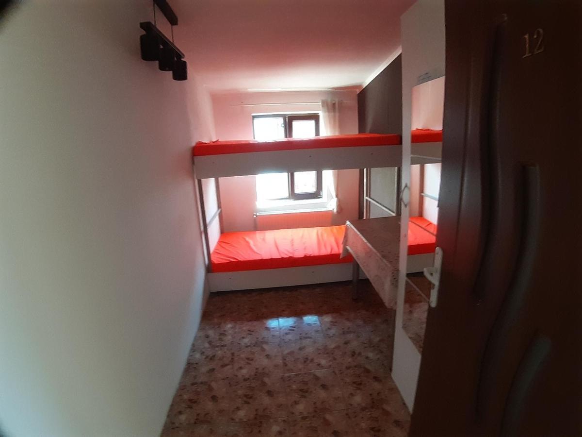 Ostello Level