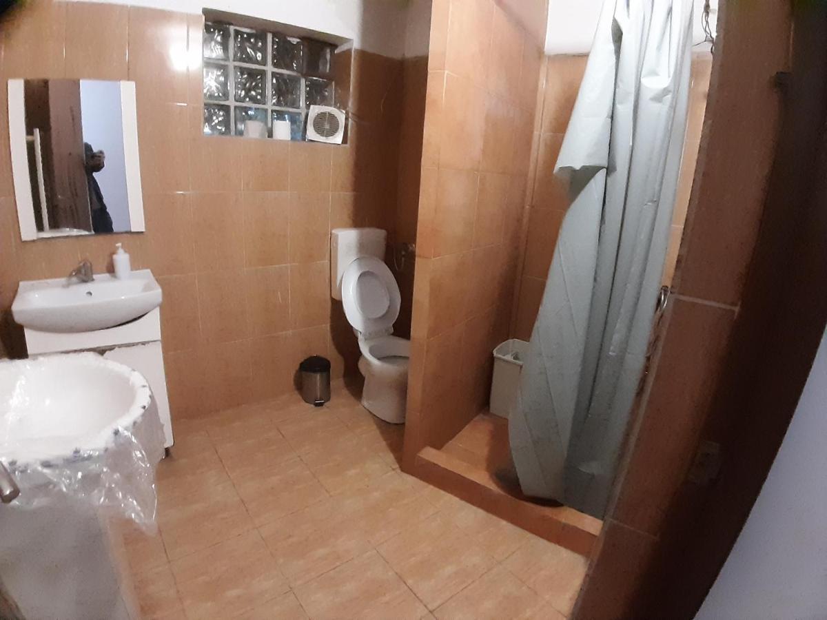 Level Bucarest